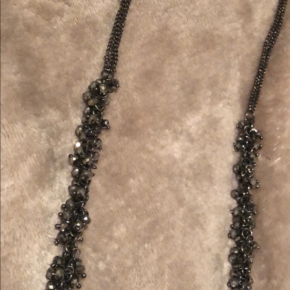 Long dark grey necklace - Picture 3 of 3